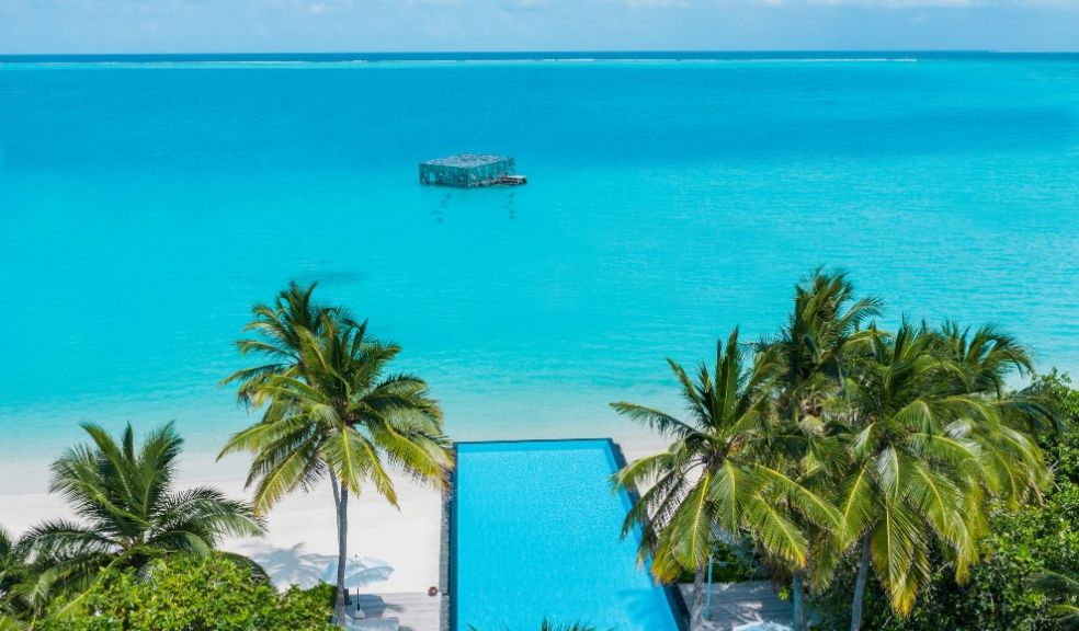 Escapes Fit for an Olympian Fairmont Maldives Sirru Fen Fushi Holidays Travel