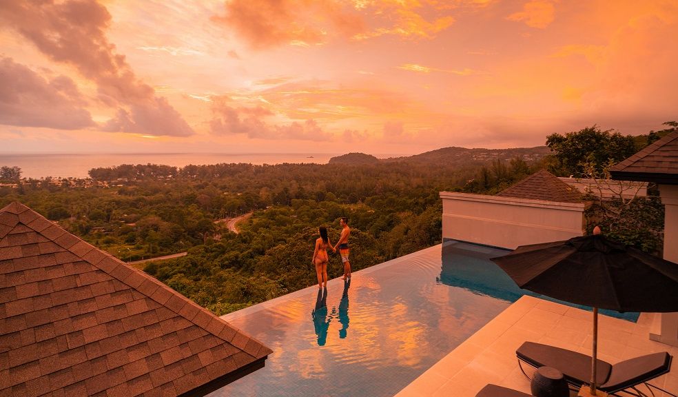 The Pavilions Phuket - infinity pool sunset