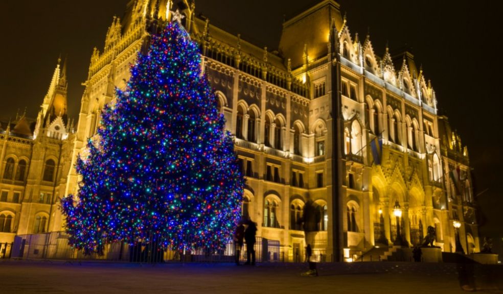 The ULTIMATE Holiday Guides to Christmas with Travel Specialists ToursByLocals