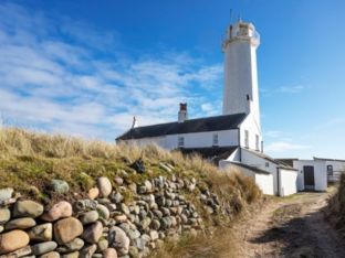 The Lighthouse Cottage Barrow-in-Furness, Cumbria, holiday accommodation, travel