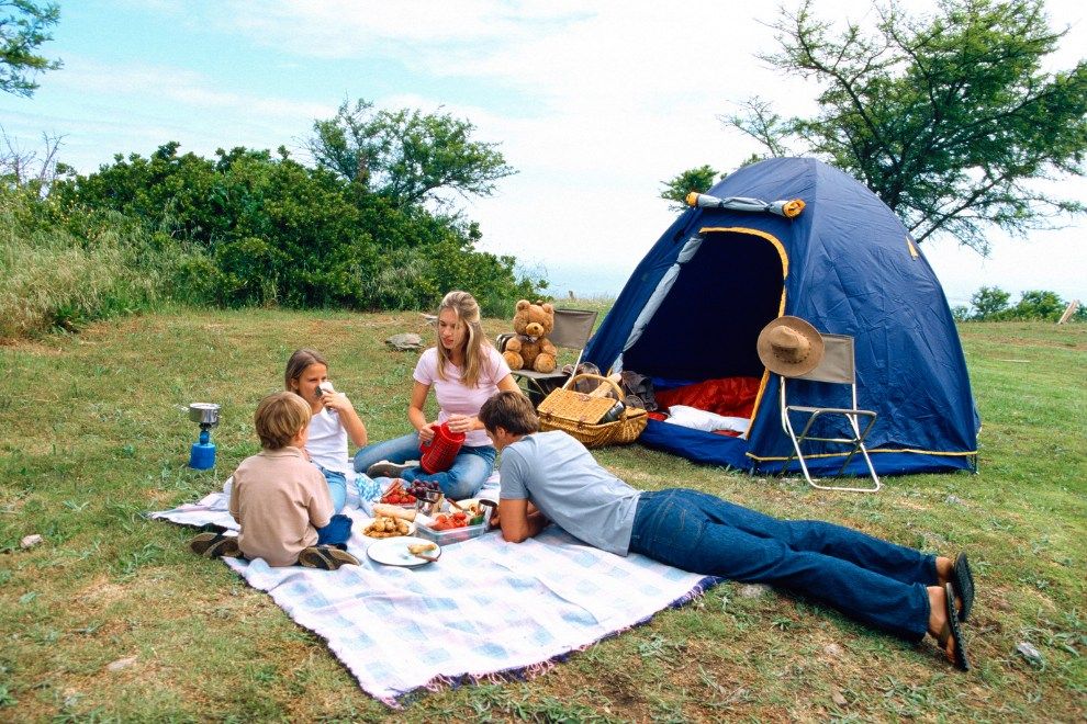8 Tips to save money when booking a camping holiday