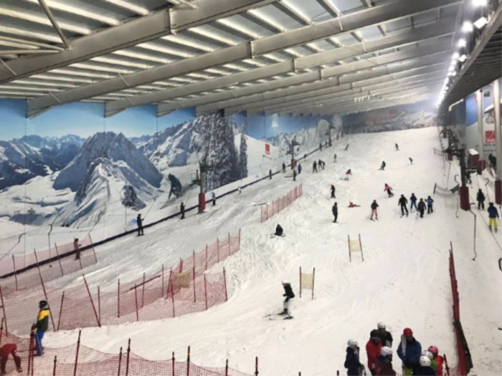 Hemel Hempstead Indoor Snow Centre staycation ideas London travel