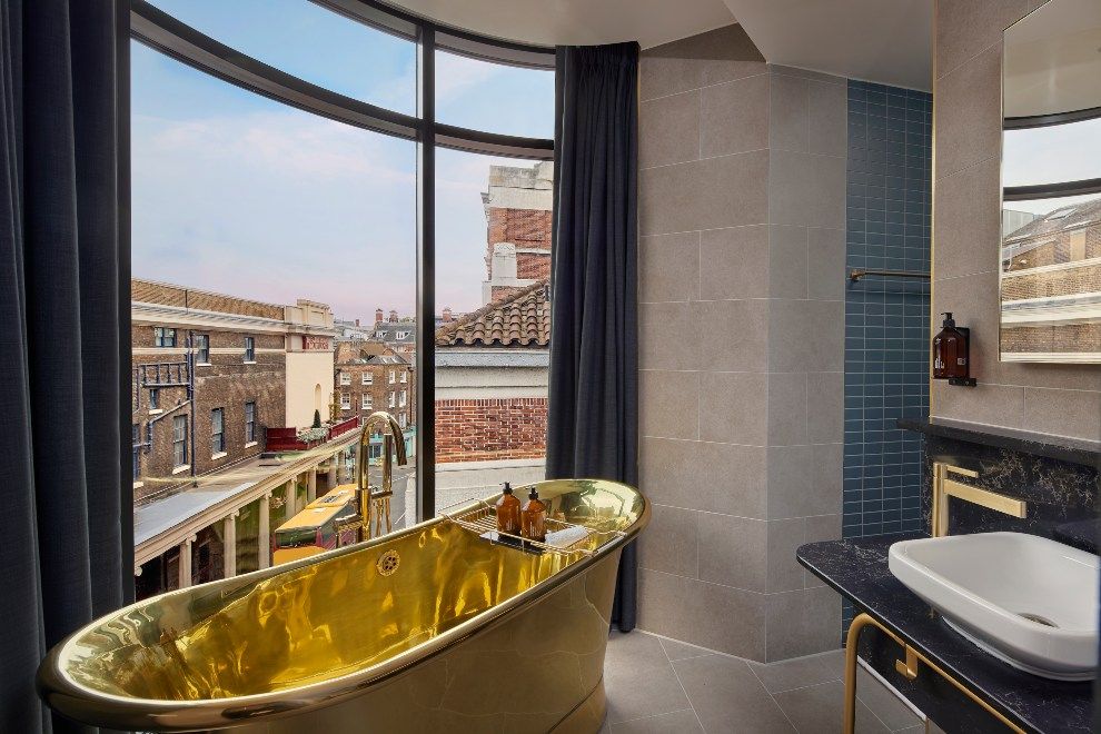 Hotel AMANO Covent Garden opens its doors to travel destination London luxury rooms
