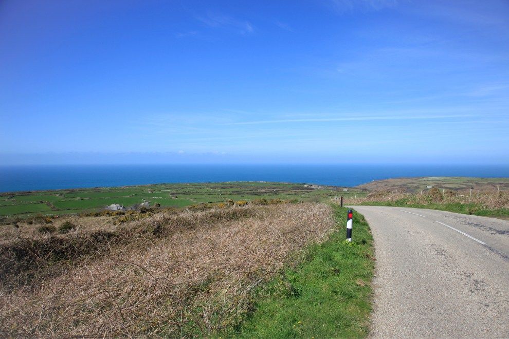How to Road Trip in the UK Cornwall roads travel holidays