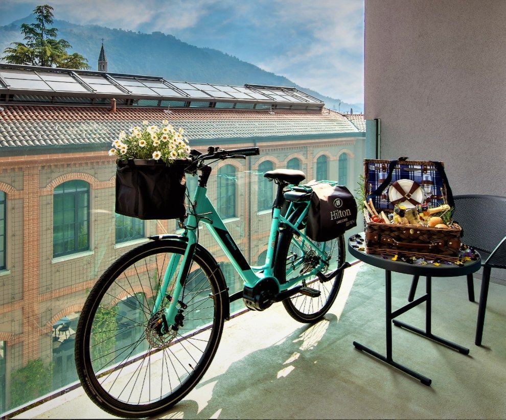 Ride into Autumn with Hilton Lake Como’s New Geared-Up Travel Getaways Como by Cycle