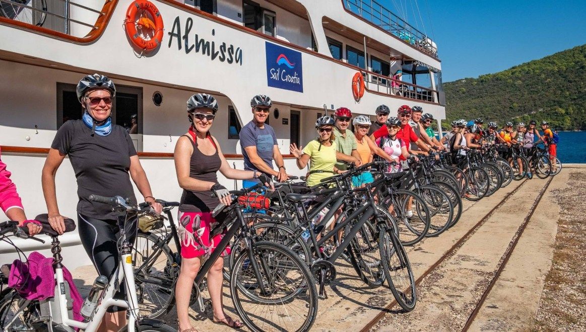 Sail Croatia reveals UK cycling cruise holiday demand surge travel