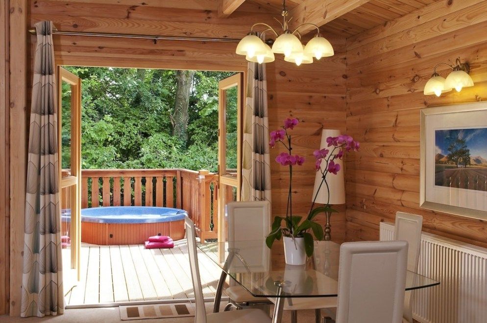 Scandinavian Lodge Hampshire cosy UK accommodation for romantic getaways and travel