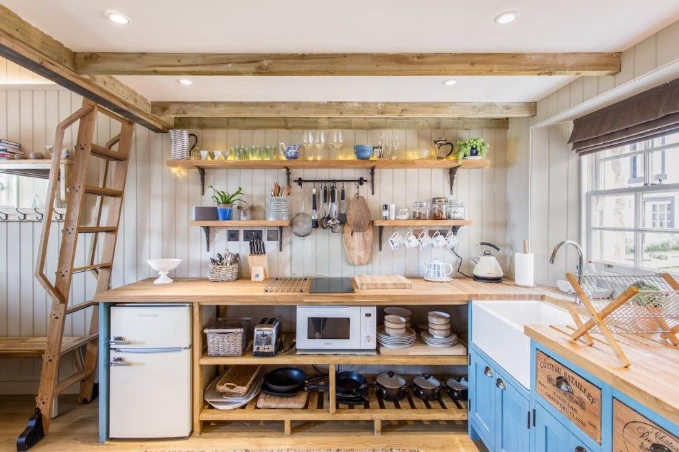 Weavers Cottage Beach Getaway The Most Festive Airbnb Christmas Holiday Getaways Travel