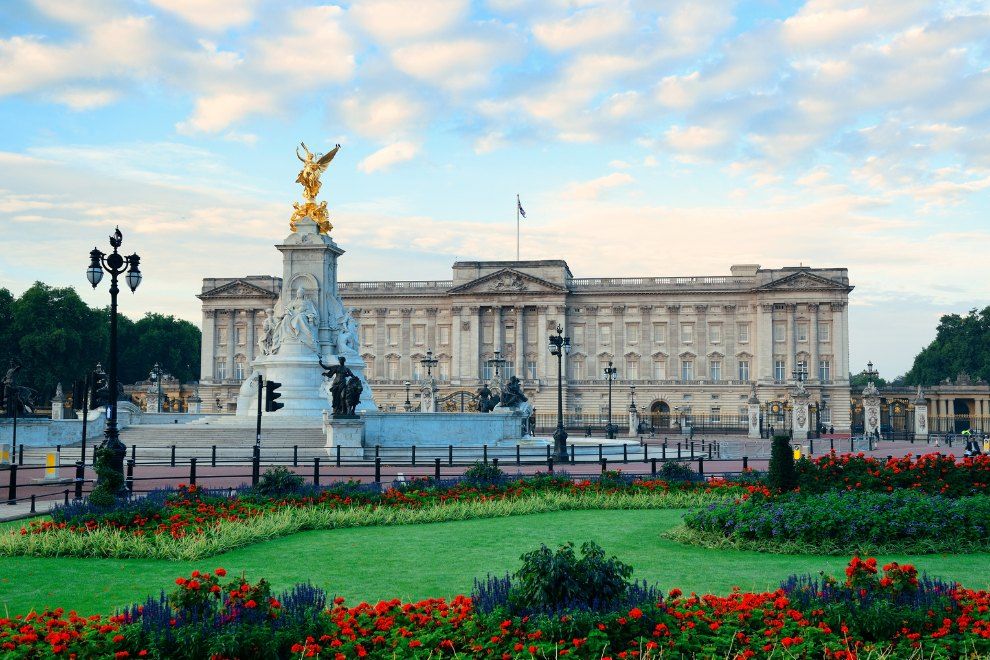 7 Family Day out Places in London Buckingham Palace Travel