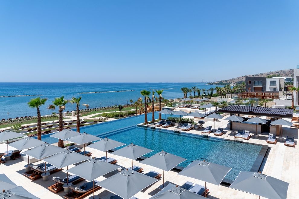 AMARA Limassol wander woman me moon travel