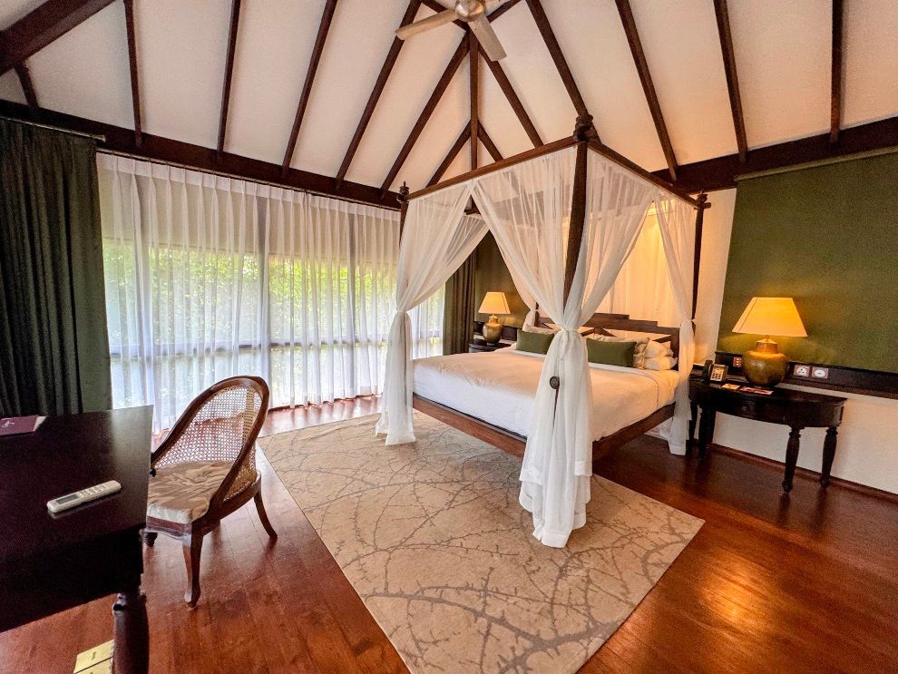 Uga Ulagalla Sri Lanka master bedroom villa travel review