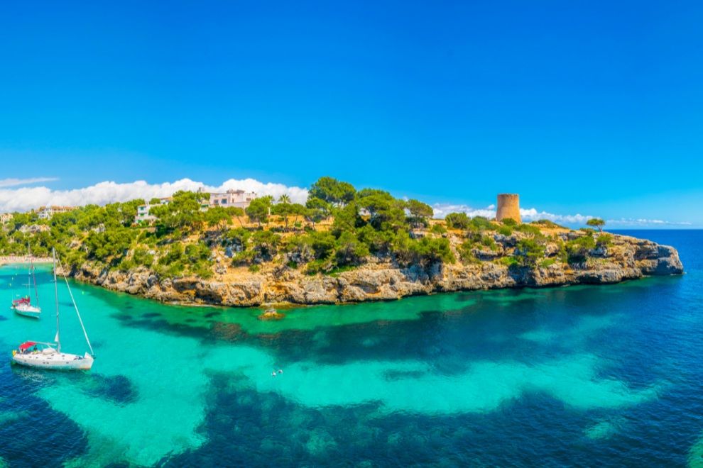 Where to Sail in June July & August? and dodge the holiday crowds Mallorca travel