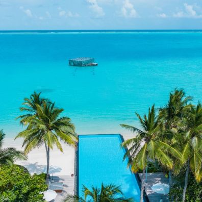 Escapes Fit for an Olympian Fairmont Maldives Sirru Fen Fushi Holidays Travel