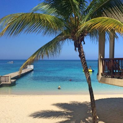 Holiday favourite Jamaica celebrates No Time To Die Travel
