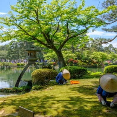 Kenrokuen Gardens Kanazawa full bloom in May alternative Japan travel destinations