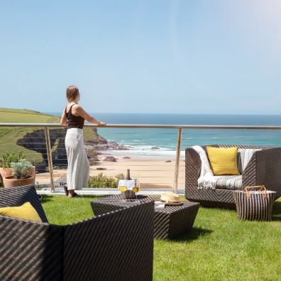 Mawgan Porth and the Bedruthan Steps to Holiday Heaven Travel
