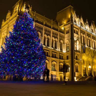 The ULTIMATE Holiday Guides to Christmas with Travel Specialists ToursByLocals